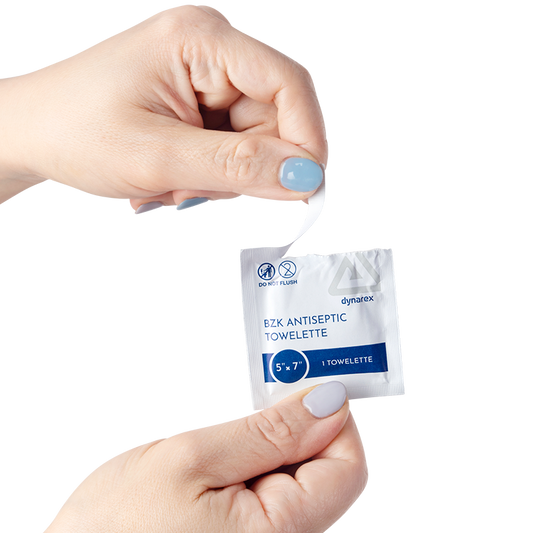 DynaSafety BZK Antiseptic Towelettes 5 x 7 inch 50 per Box medical supply